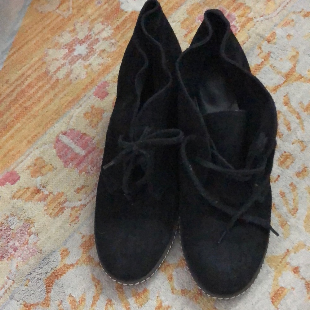 J crew black suede wedges
